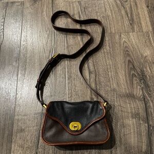 Fossil Elegant Black and Brown Leather Crossbody Bag